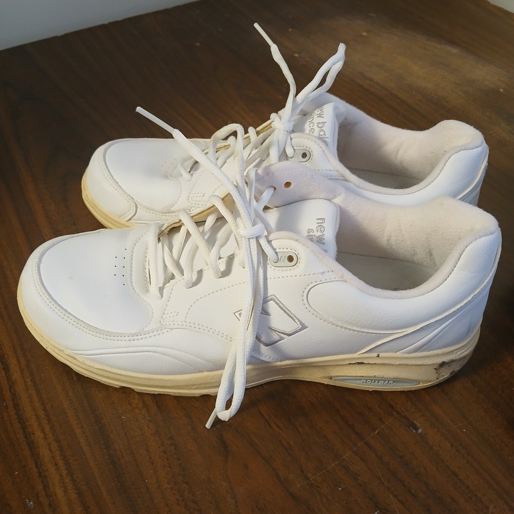 New Balance Men's 812 White Athletic Shoes